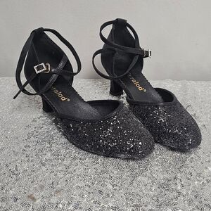 No-brand Women's Black Courts